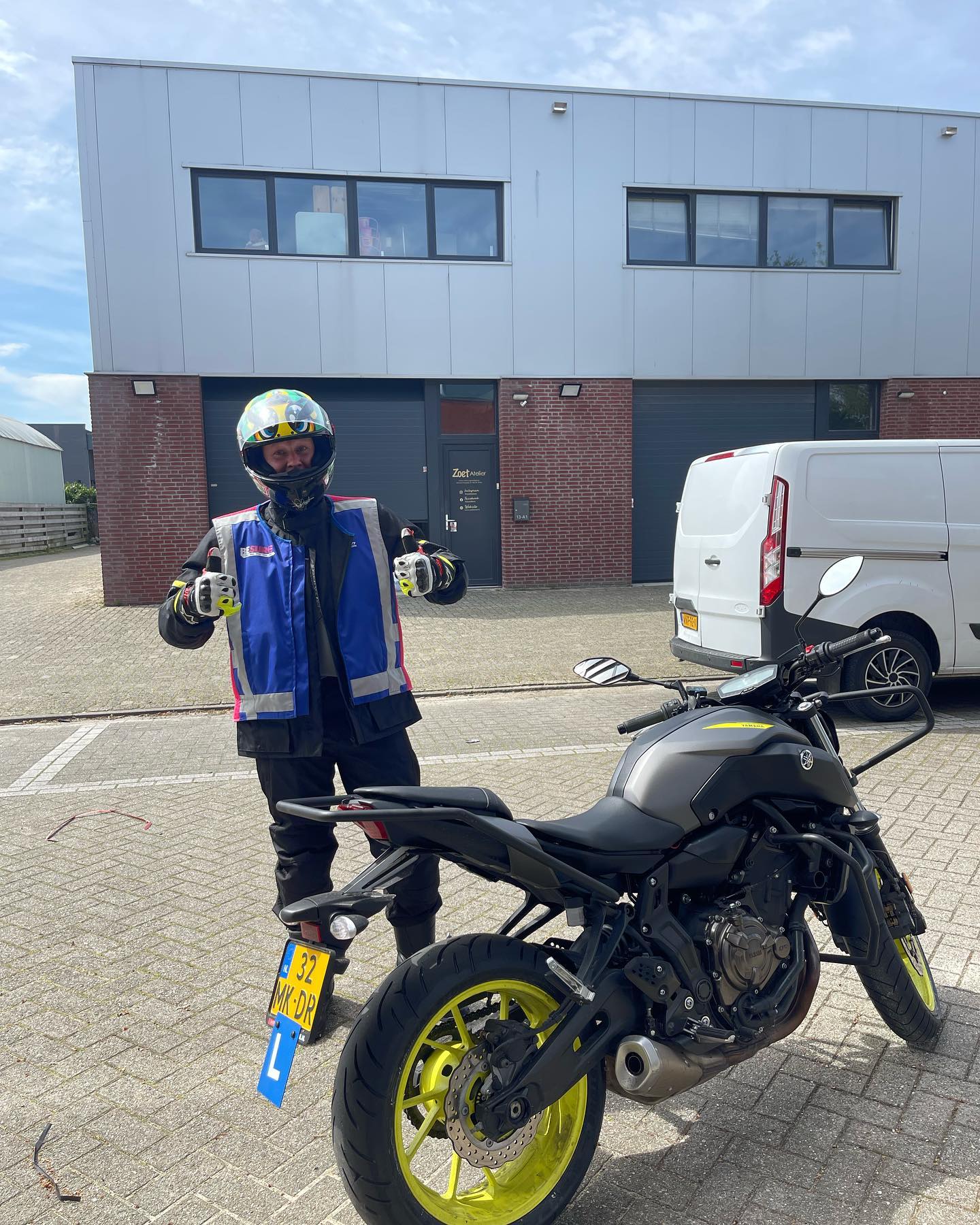 geslaagde spoed motorrijbewijs